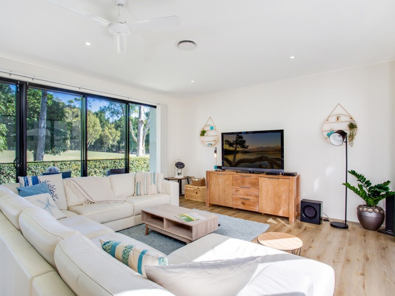 892 Medinah Avenue, Robina QLD 4226