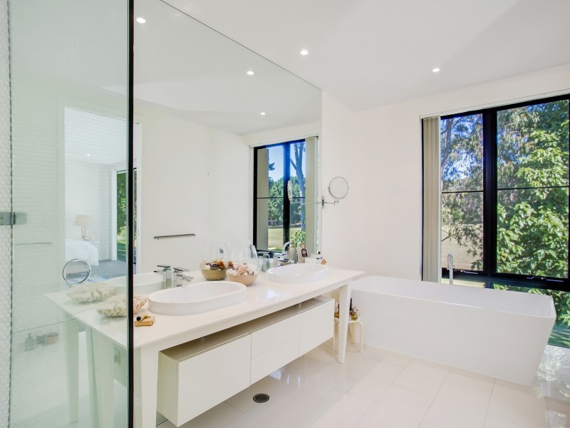 892 Medinah Avenue, Robina QLD 4226