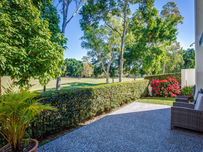 892 Medinah Avenue, Robina QLD 4226