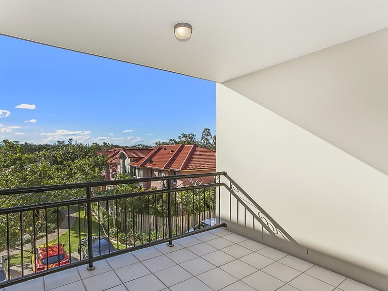 33/2-10 Geraldton Drive, Varsity Lakes QLD 4227