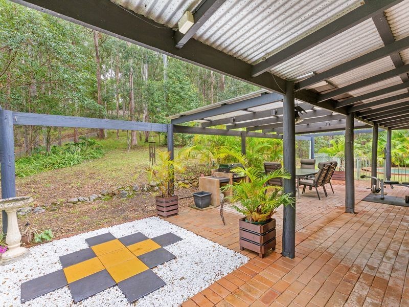 7 Walcoy Place, Worongary QLD 4213