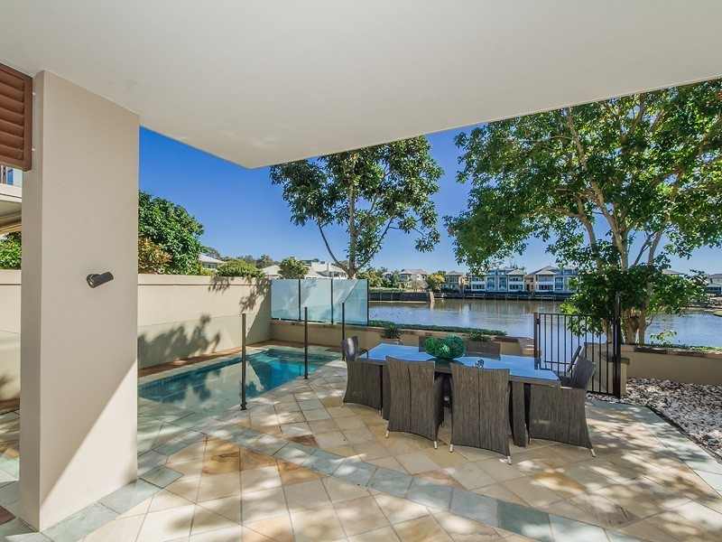 705 Glades Drive, Robina QLD 4226