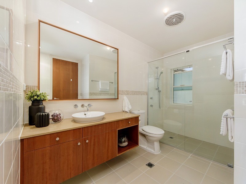 705 Glades Drive, Robina QLD 4226