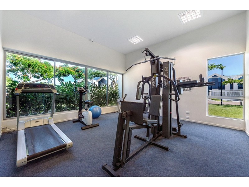 705 Glades Drive, Robina QLD 4226