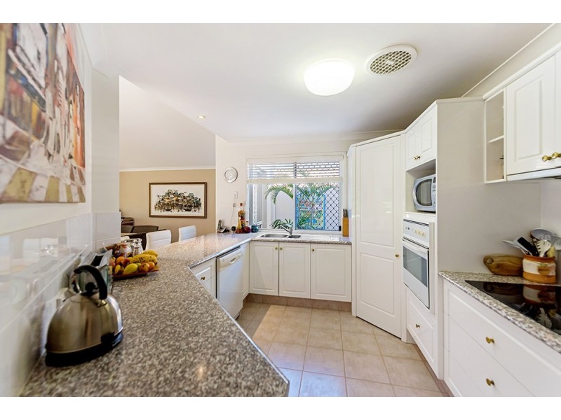 14 Novar Court, Robina QLD 4226