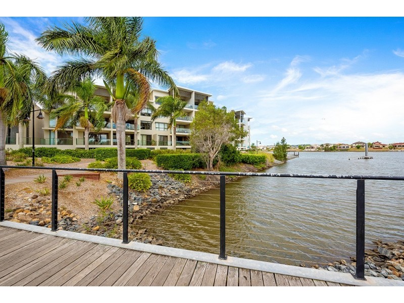 19/9 Moores Crescent, Varsity Lakes QLD 4227