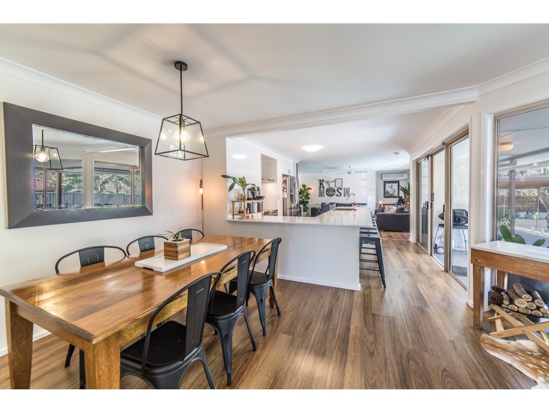 4 Beauty Point Drive, Robina QLD 4226