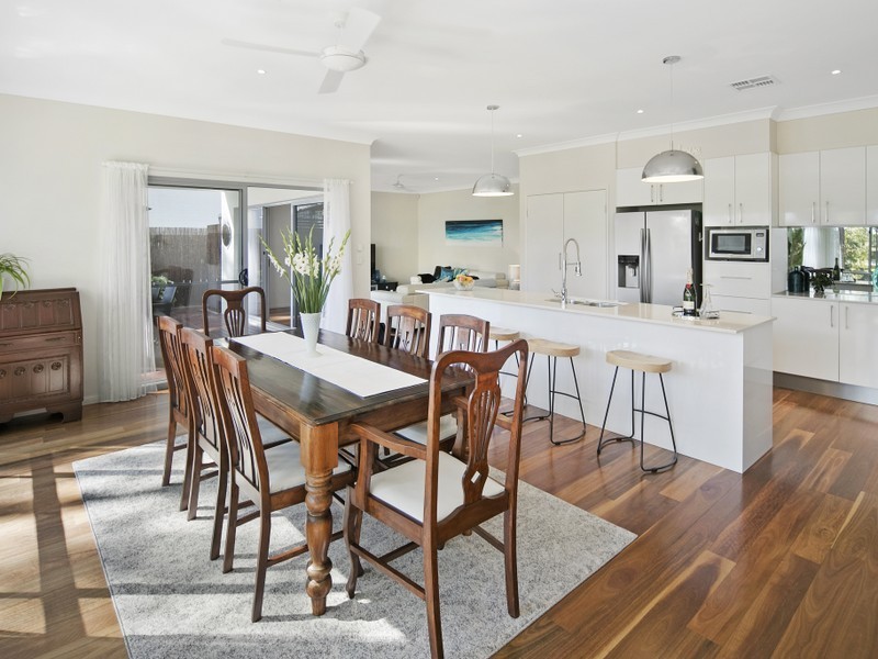 8 The Links, Robina QLD 4226