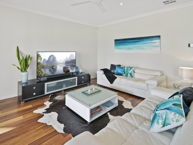 8 The Links, Robina QLD 4226