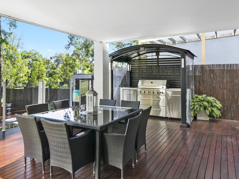 8 The Links, Robina QLD 4226