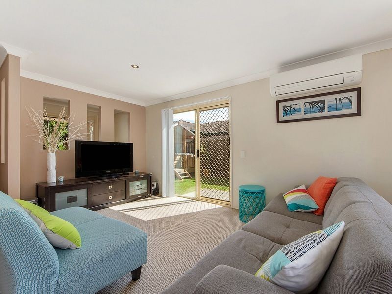 8 Griffon Street, Merrimac QLD 4226