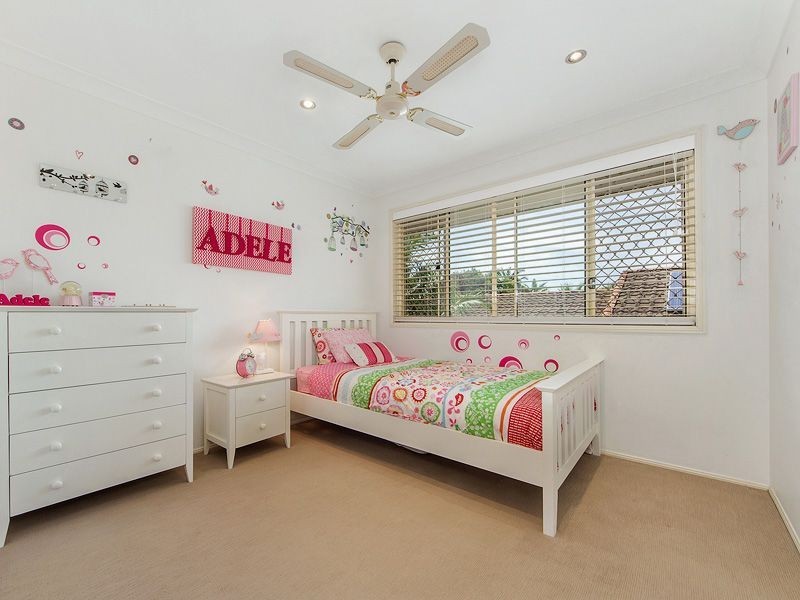 8 Griffon Street, Merrimac QLD 4226