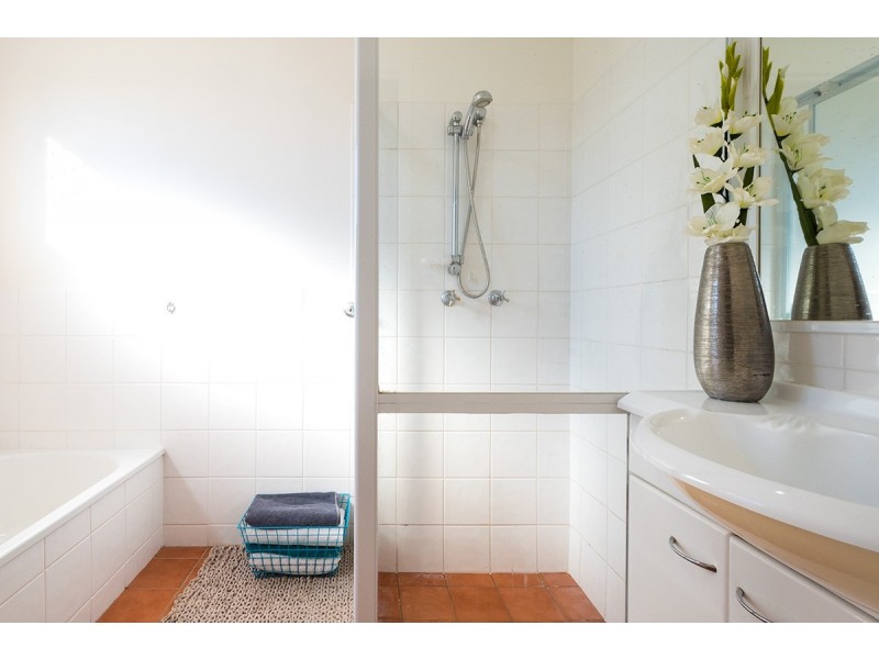 15 Bajada Place, Carrara QLD 4211