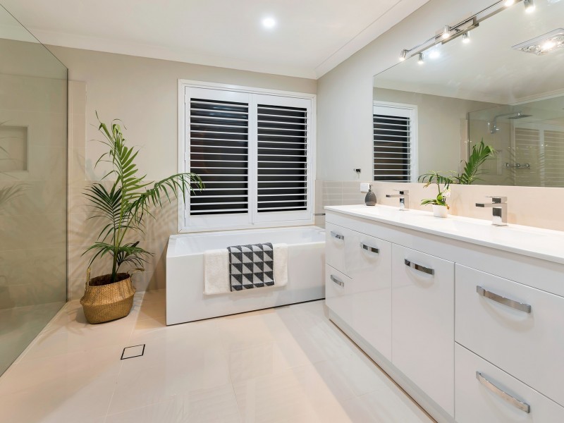 25 Angelica Street, Elanora QLD 4221