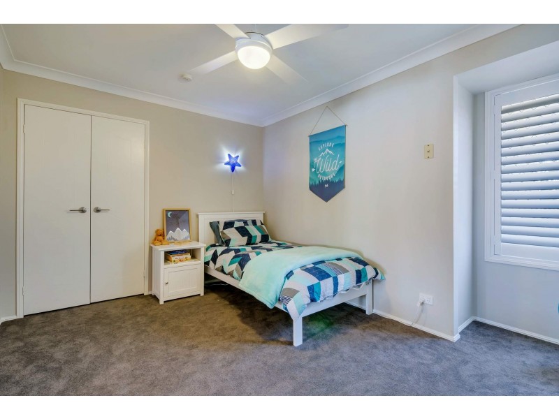 25 Angelica Street, Elanora QLD 4221