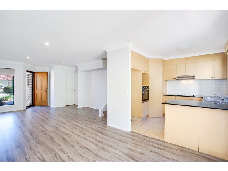 246/64 Gilston Road, Nerang QLD 4211