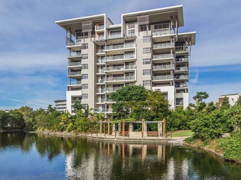 11/38 Riverwalk Avenue, Robina QLD 4226