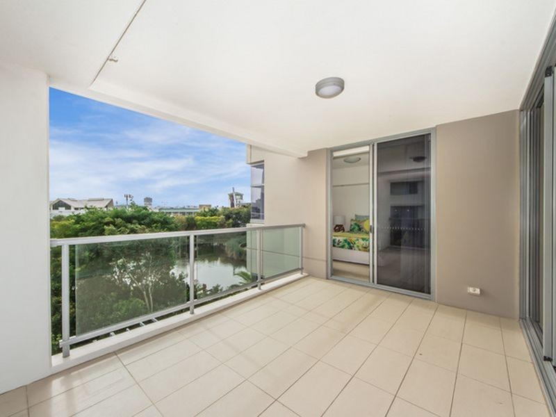 11/38 Riverwalk Avenue, Robina QLD 4226