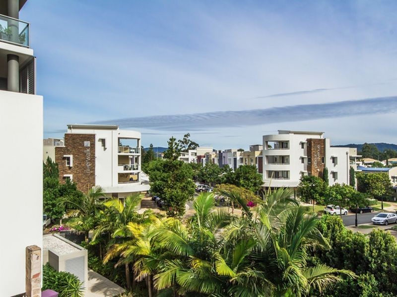 11/38 Riverwalk Avenue, Robina QLD 4226