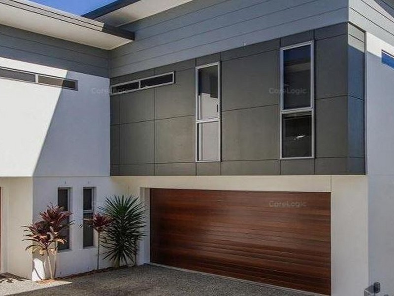 3/132 Eugaree Street, Southport QLD 4215