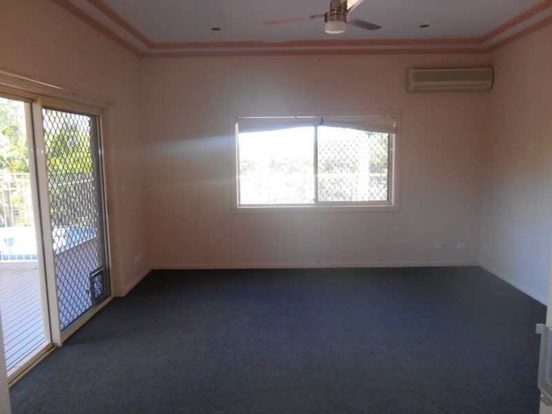 11 Outrigger Drive, Robina QLD 4226