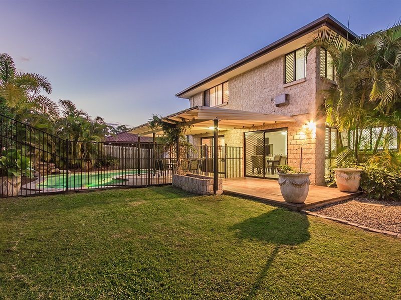 13 Greenbank Circuit, Carrara QLD 4211
