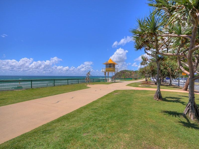 3/2 Fraser Avenue, Miami QLD 4220