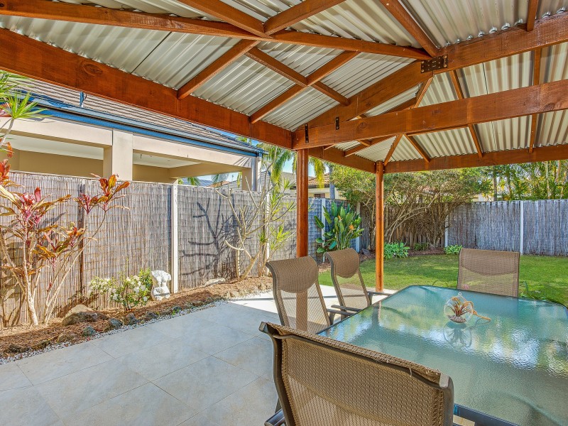 37 North Shore Avenue, Varsity Lakes QLD 4227