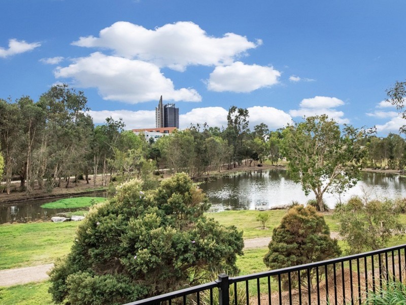 248 Easthill Drive, Robina QLD 4226