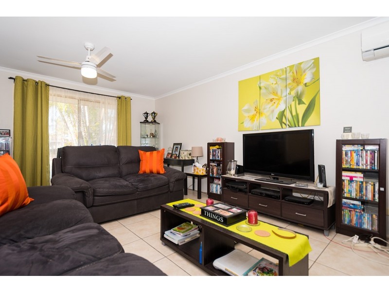 24 Southlake Drive, Varsity Lakes QLD 4227