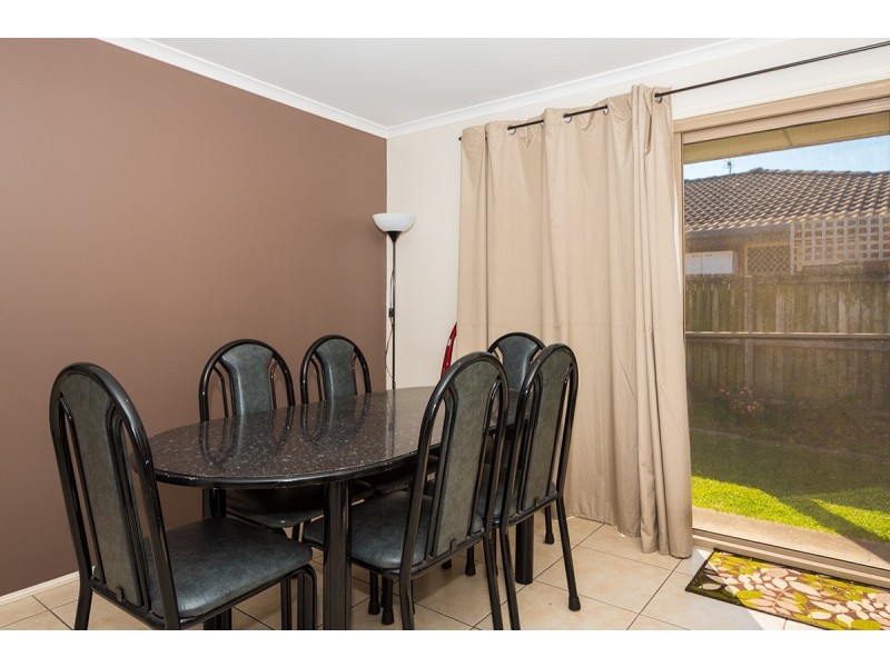 24 Southlake Drive, Varsity Lakes QLD 4227