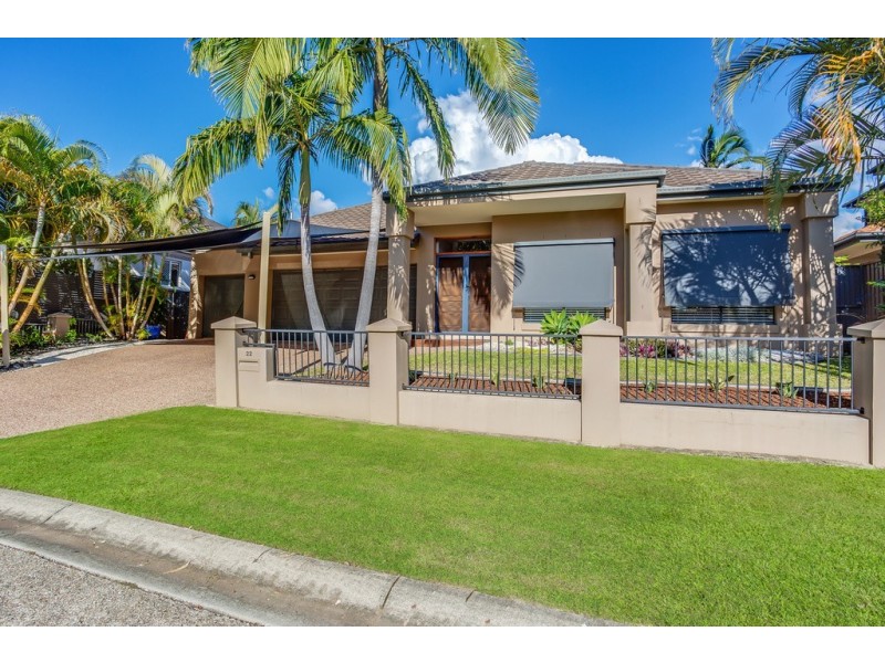 22 Ranier Crescent, Varsity Lakes QLD 4227