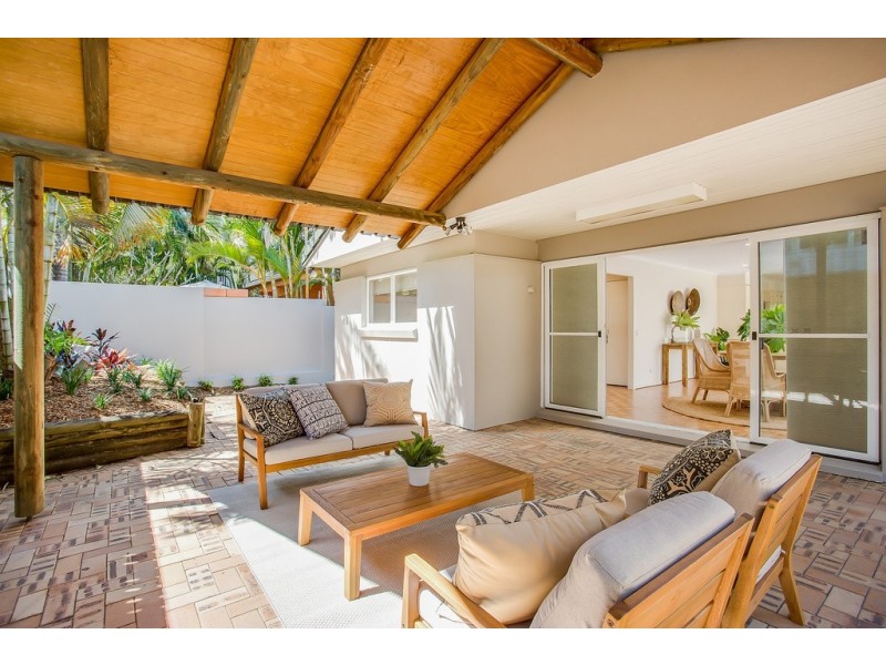 31 Norfolk Avenue, Surfers Paradise QLD 4217