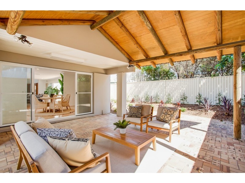 31 Norfolk Avenue, Surfers Paradise QLD 4217