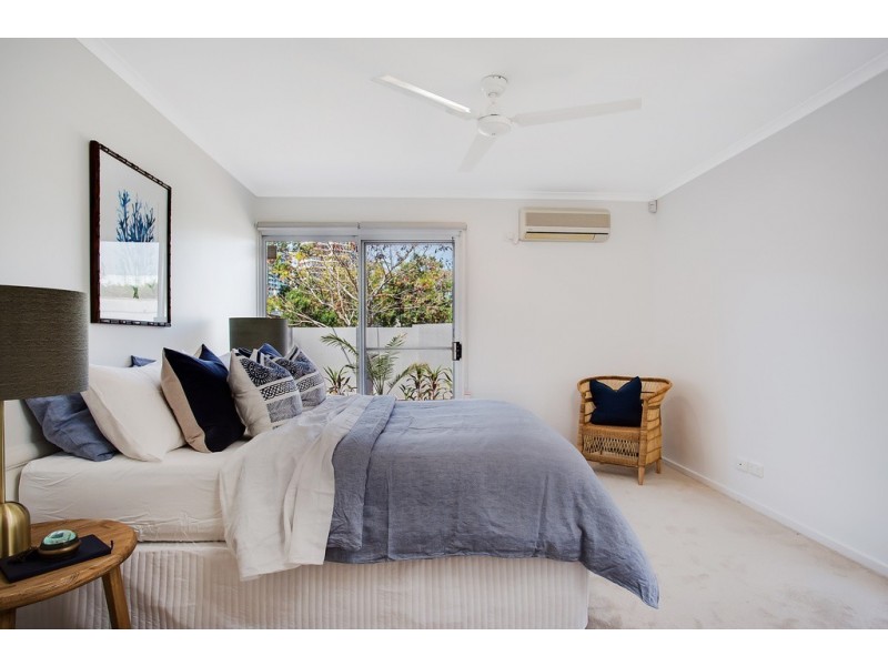 31 Norfolk Avenue, Surfers Paradise QLD 4217