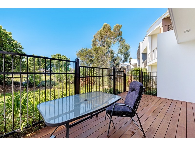 2/11 Cezaire Avenue, Varsity Lakes QLD 4227