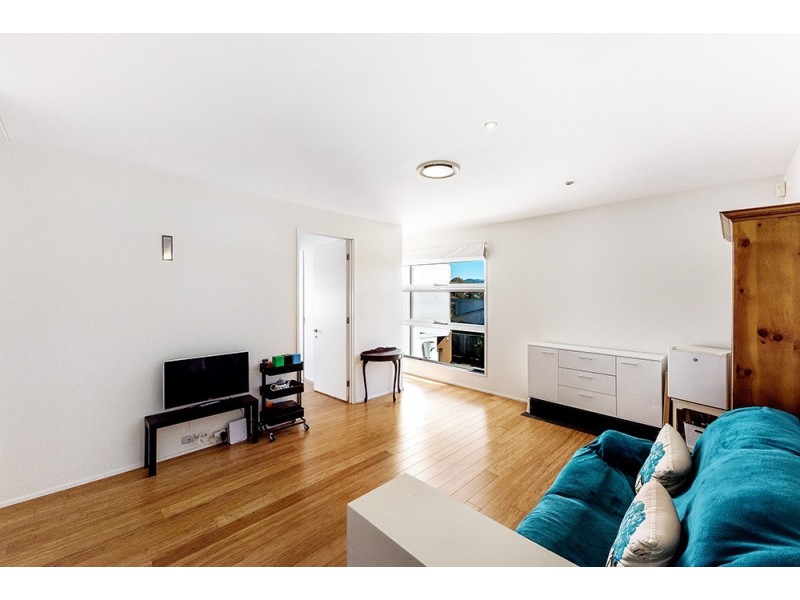 2/11 Cezaire Avenue, Varsity Lakes QLD 4227