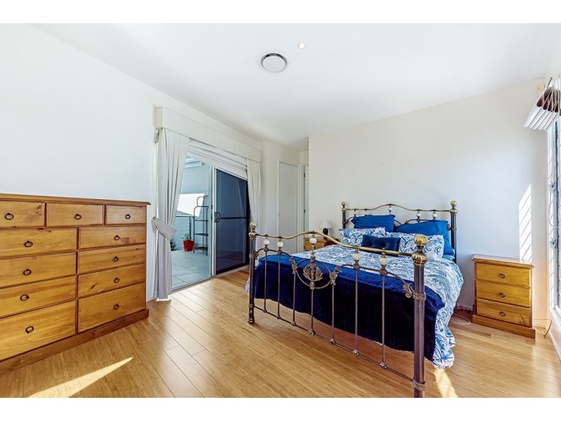 2/11 Cezaire Avenue, Varsity Lakes QLD 4227