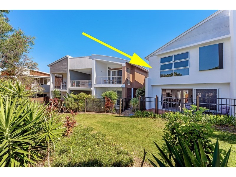 2/11 Cezaire Avenue, Varsity Lakes QLD 4227