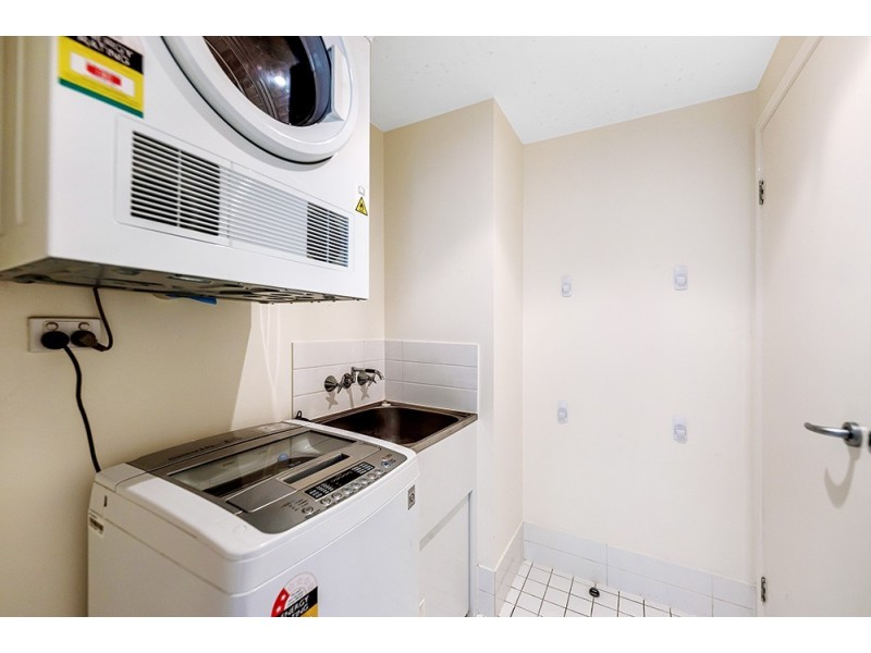 12/255 Varsity Parade, Varsity Lakes QLD 4227