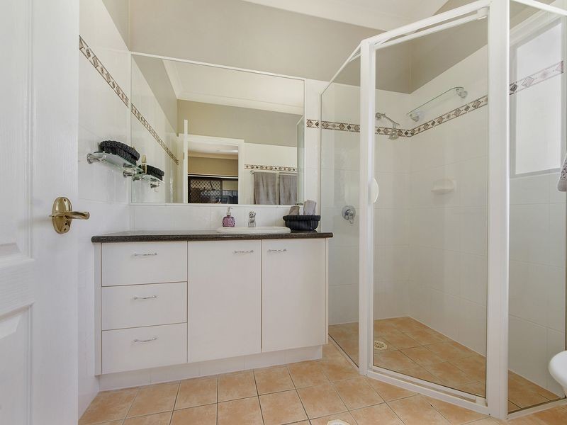 8 Tahoe Place, Varsity Lakes QLD 4227