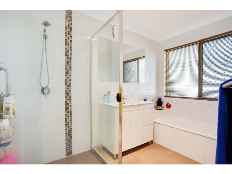 1/4 Ripoll Court, Reedy Creek QLD 4227