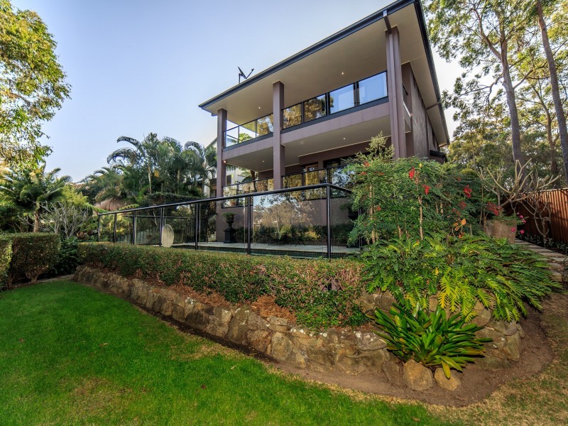 292 Ron Penhaligon Way, Robina QLD 4226