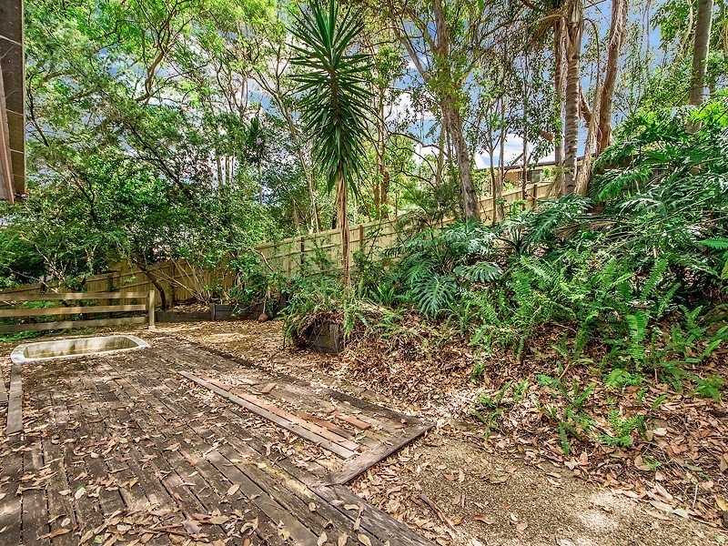 10 Ivy Street, Carrara QLD 4211