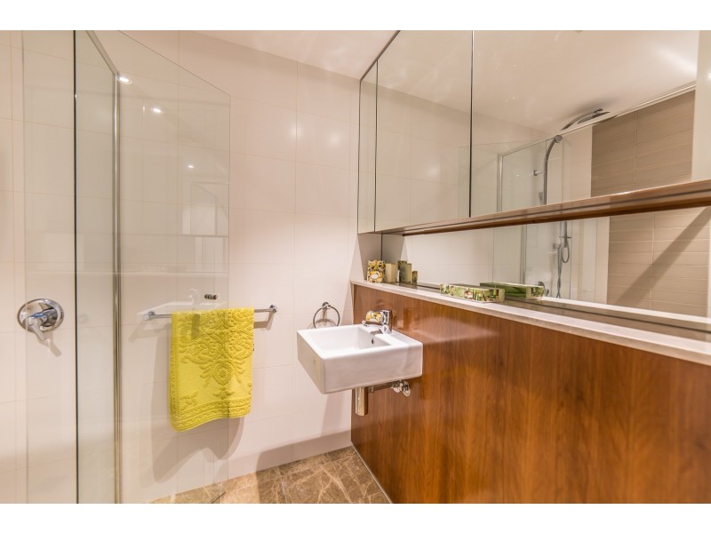 Villa 2/255 Varsity Parade, Varsity Lakes QLD 4227