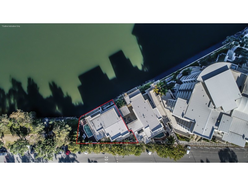 Villa 2/255 Varsity Parade, Varsity Lakes QLD 4227