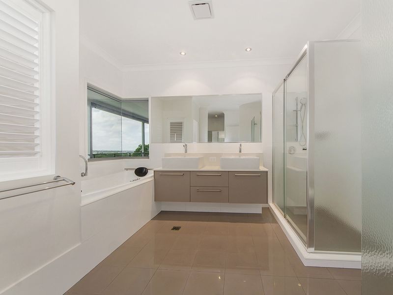 55 Cordyline Drive, Reedy Creek QLD 4227