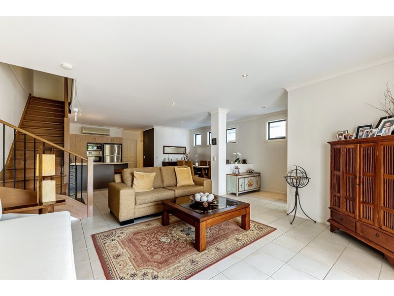 6/31 North Shore Avenue, Varsity Lakes QLD 4227