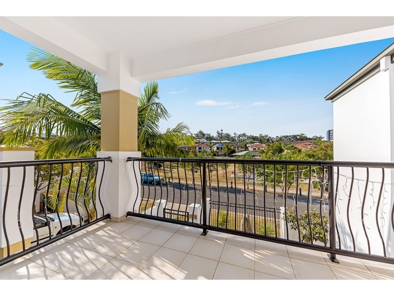 6/31 North Shore Avenue, Varsity Lakes QLD 4227