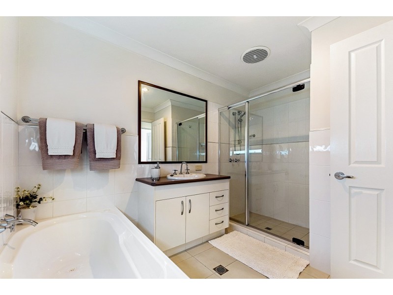 6/31 North Shore Avenue, Varsity Lakes QLD 4227